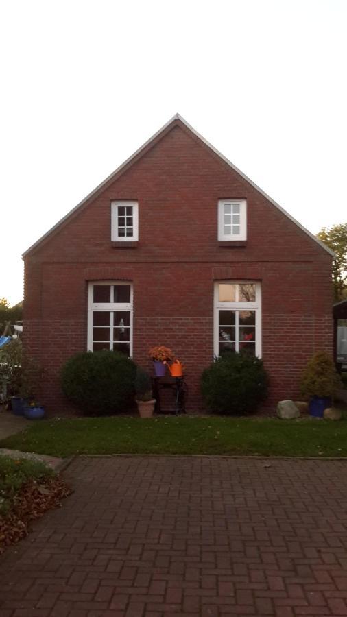 Sommerhaus Esens Exterior foto